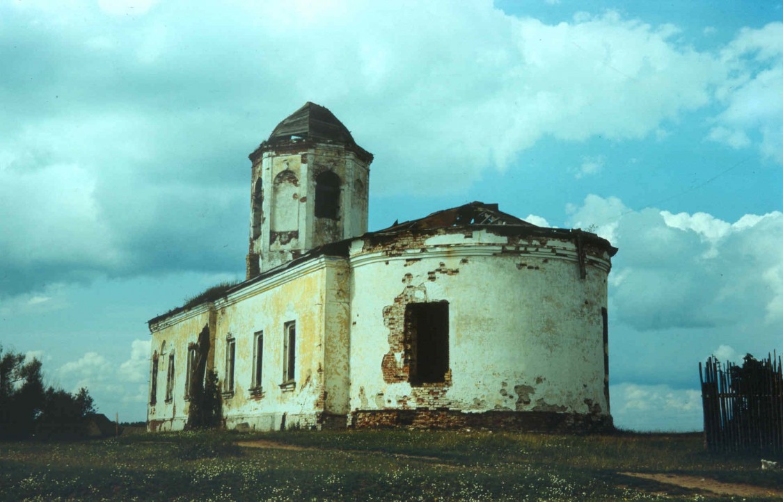 Рютино. Церковь Успения Пресвятой Богородицы. фасады, 1993