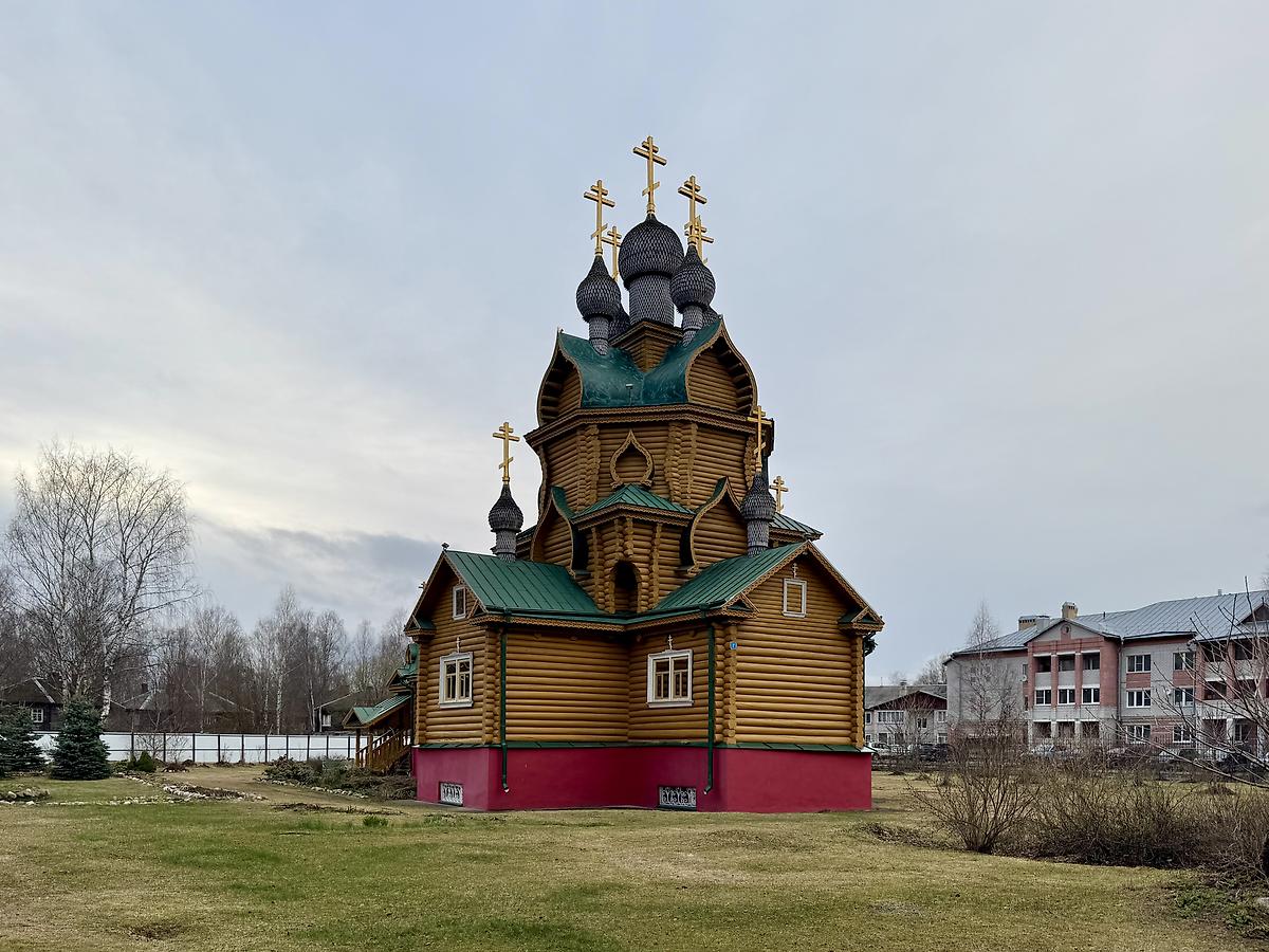 Вид с юго-востока, фасады. Церковь Евфросина Синозерского, Чагода (Чагодощенский район, Вологодская область)