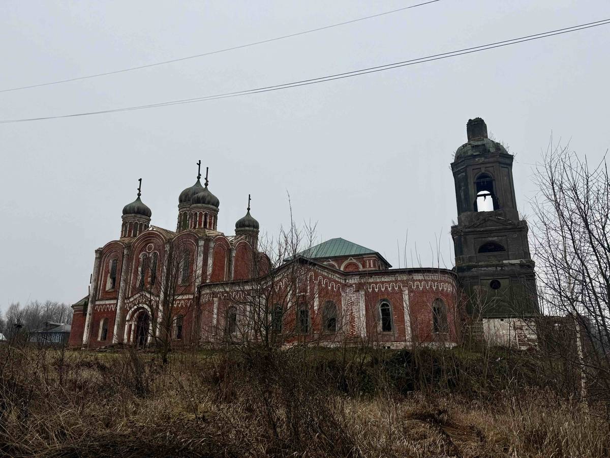 фасады. Церковь Троицы Живоначальной, Красно (Вачский район, Нижегородская область)