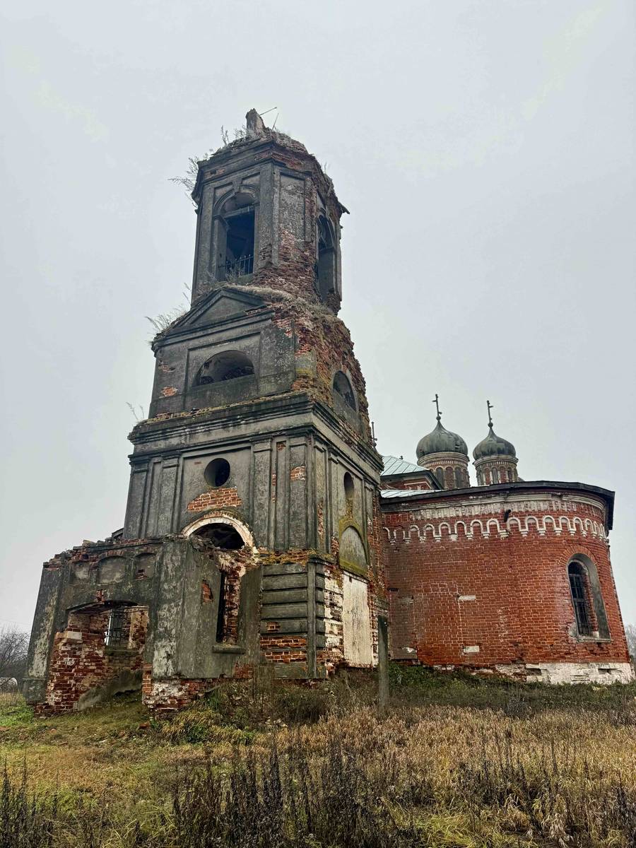 фасады. Церковь Троицы Живоначальной, Красно (Вачский район, Нижегородская область)