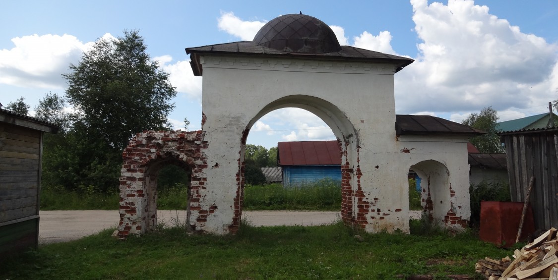 Погода торжок никольское. Никольский Торжок Кирилловский район Вологодская область. Храм Николая Чудотворца Никольский Торжок Кирилловский. Село Никольский Торжок Кирилловский район. Никольский Торжок Вологодская.