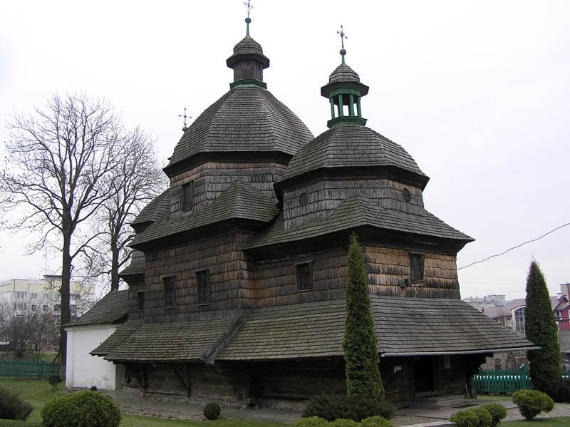Церковь Троицы Живоначальной, Жолква (Жолковский район, Украина, Львовская область). фасады