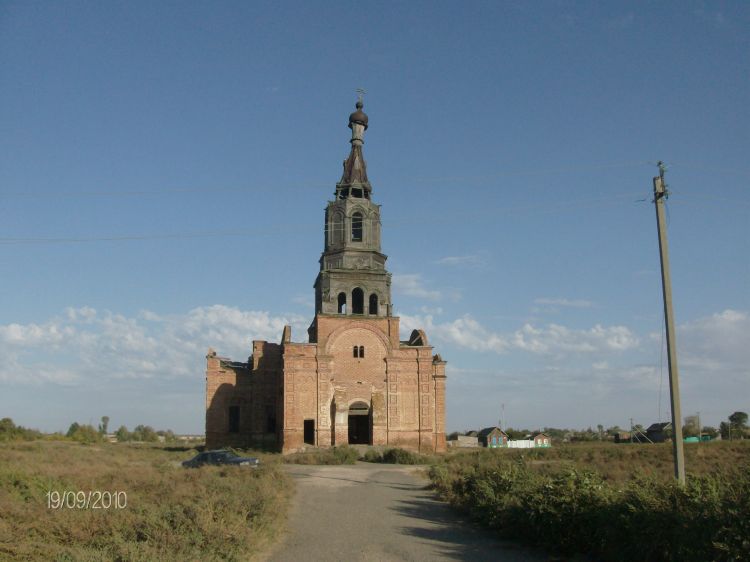 Логиновка. Церковь Казанской иконы Божией Матери. фасады