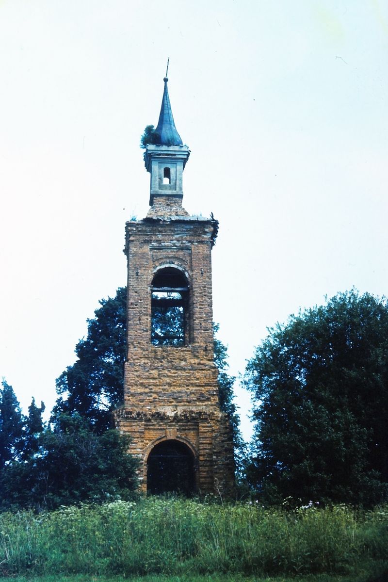 Церковь Воскресения Словущего, Нелюбовское (Перемышльский район, Калужская область). фасады