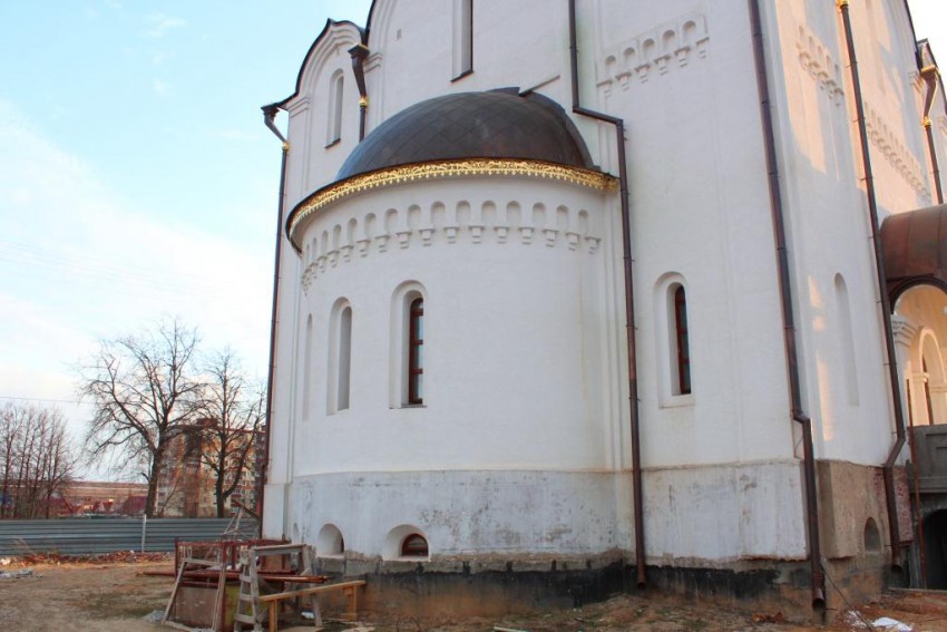 Церковь Успения Пресвятой Богородицы, Богородское, посёлок (Сергиево-Посадский городской округ, Московская область). архитектурные детали, Апсида, вид с севера