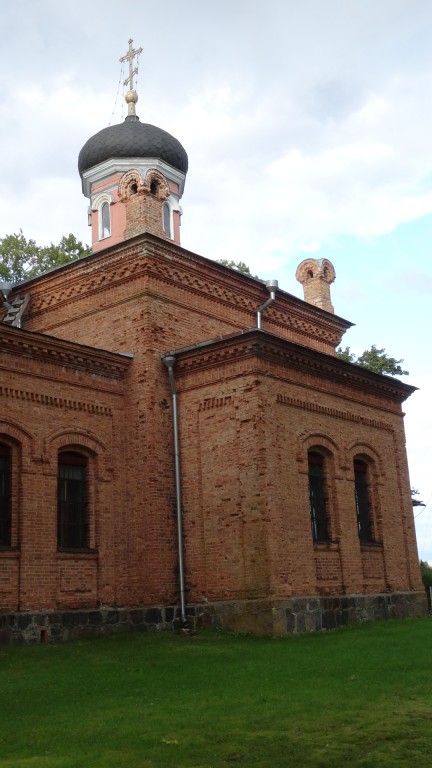 Тахкуранна. Церковь Успения Пресвятой Богородицы. фасады, Алтарная часть собора.