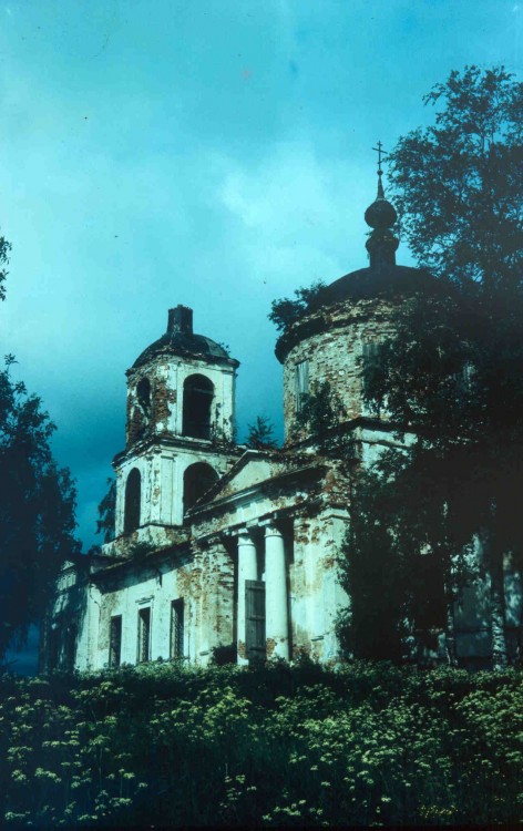 Карамышево. Церковь Спаса Преображения. фасады, 1994
