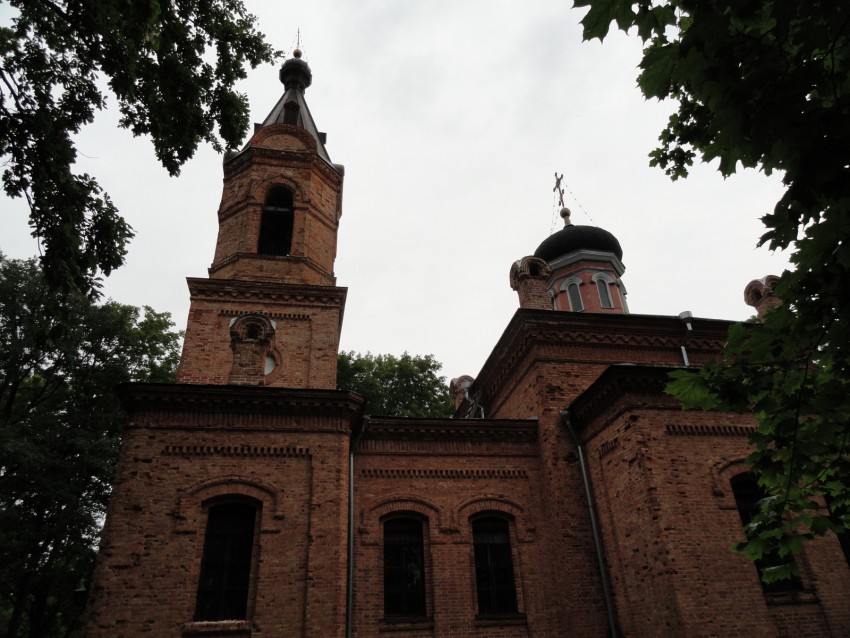 Церковь Успения Пресвятой Богородицы, Тахкуранна (Пярнумаа, Эстония). фасады