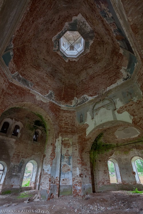 Церковь Воскресения Христова, Кырмыж (Кумёнский район, Кировская область). интерьер и убранство