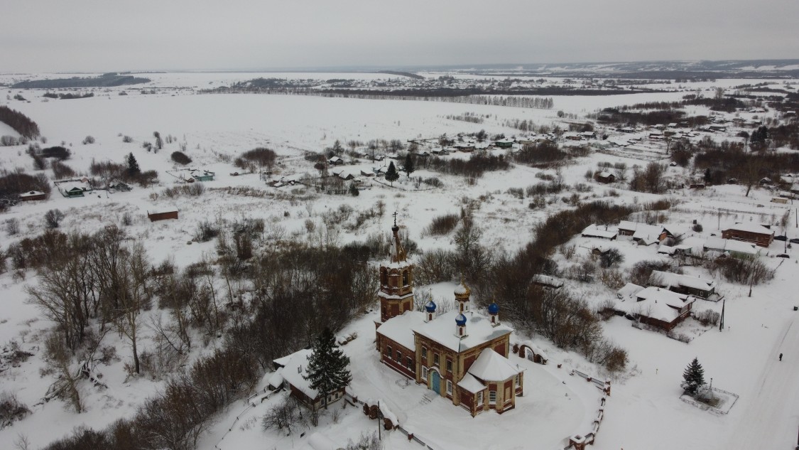 Тубанаевка. Церковь Вознесения Господня. общий вид в ландшафте