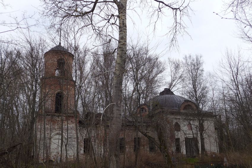 Церковь Рождества Пресвятой Богородицы, Кирехоть (Даниловский район, Ярославская область). общий вид в ландшафте