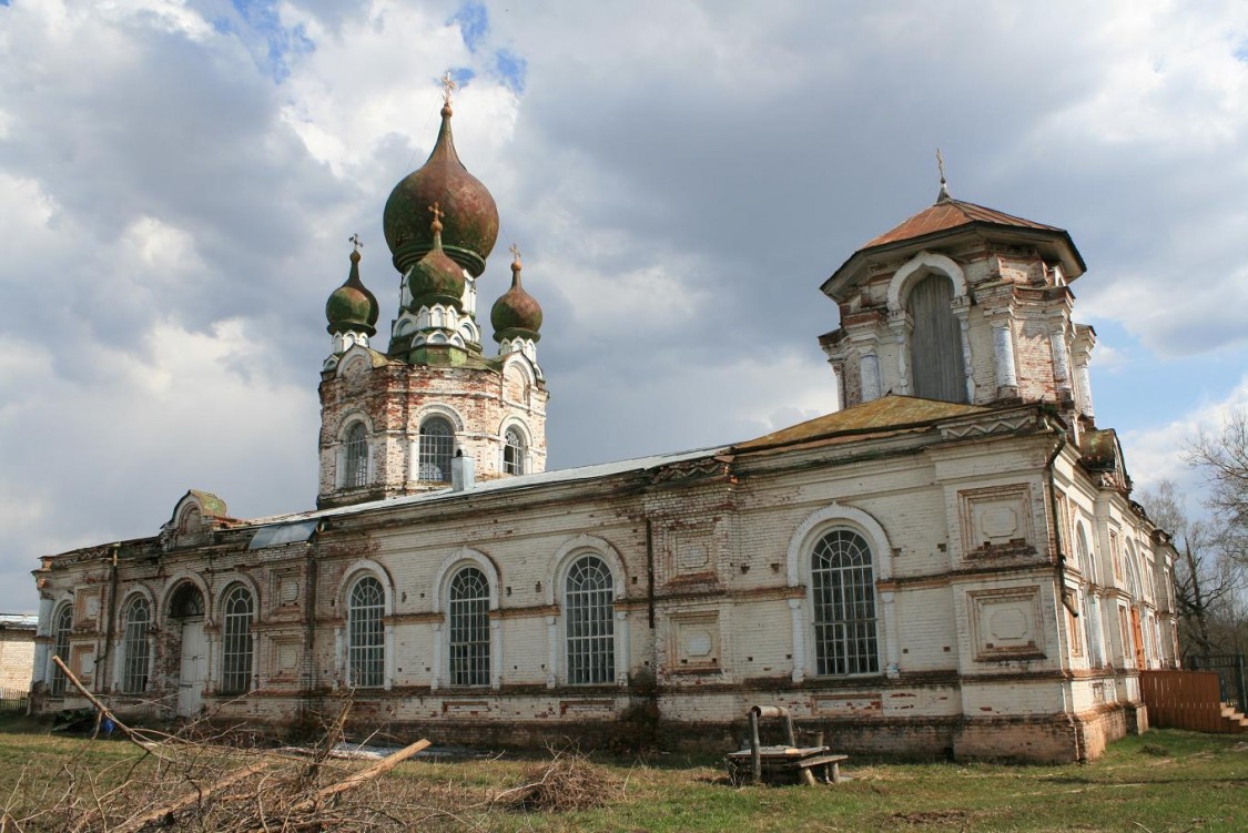 Каракша. Церковь Космы и Дамиана. фасады