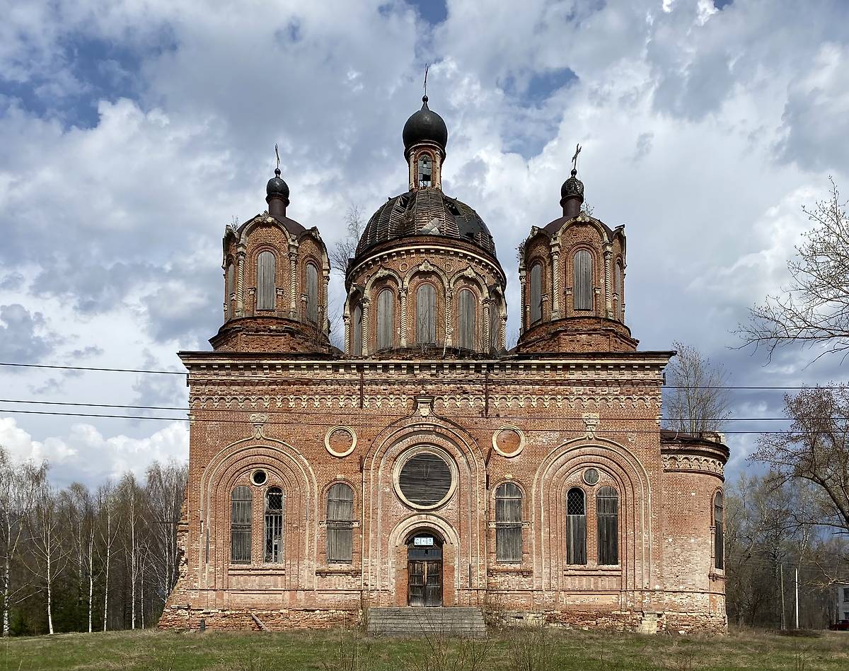Южный фасад, фасады. Церковь Троицы Живоначальной, Салобеляк (Яранский район, Кировская область)