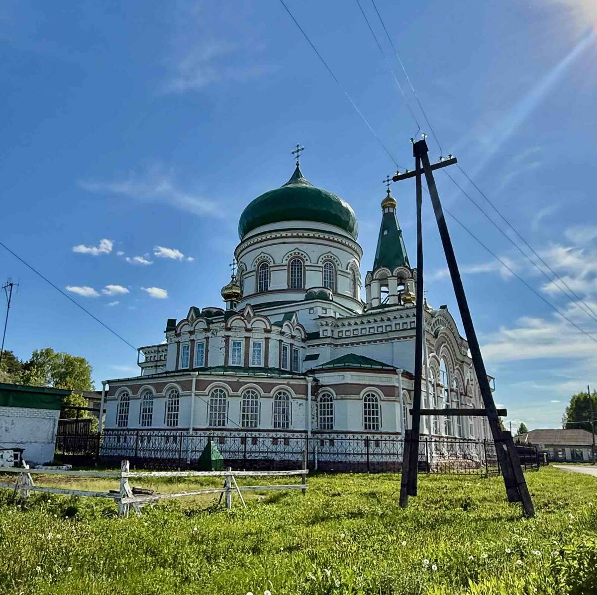 Церковь Рождества Иоанна Предтечи, Лум (Яранский район, Кировская область). общий вид в ландшафте