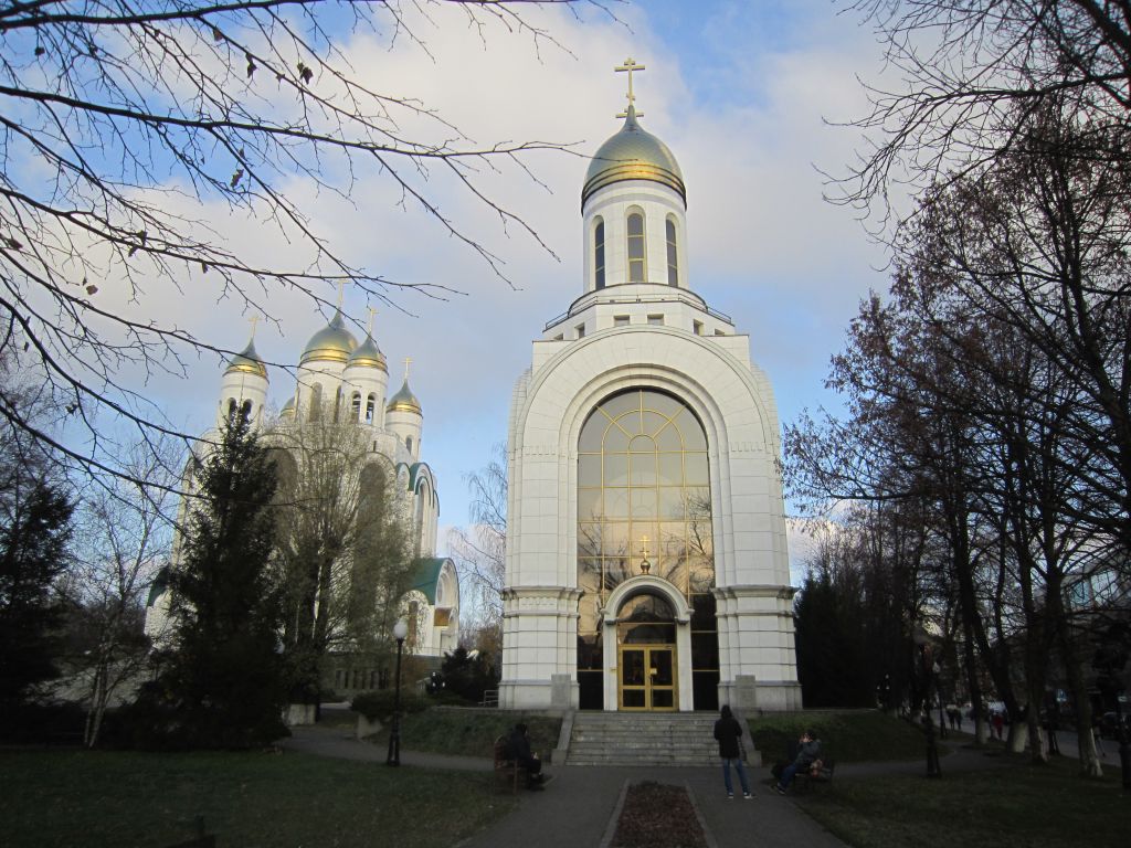 Церковь Петра и Февронии, Калининград (Калининградский городской округ, Калининградская область). общий вид в ландшафте