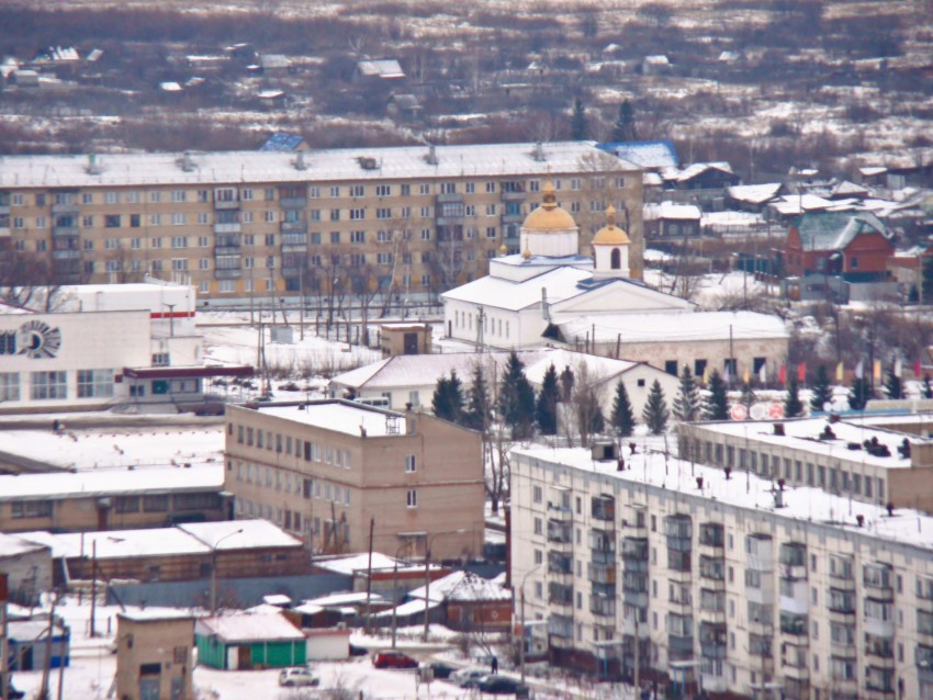 Церковь Иверской иконы Божией Матери, Миасское (Красноармейский район, Челябинская область). общий вид в ландшафте, Фото со 100м мачты сотовой связи