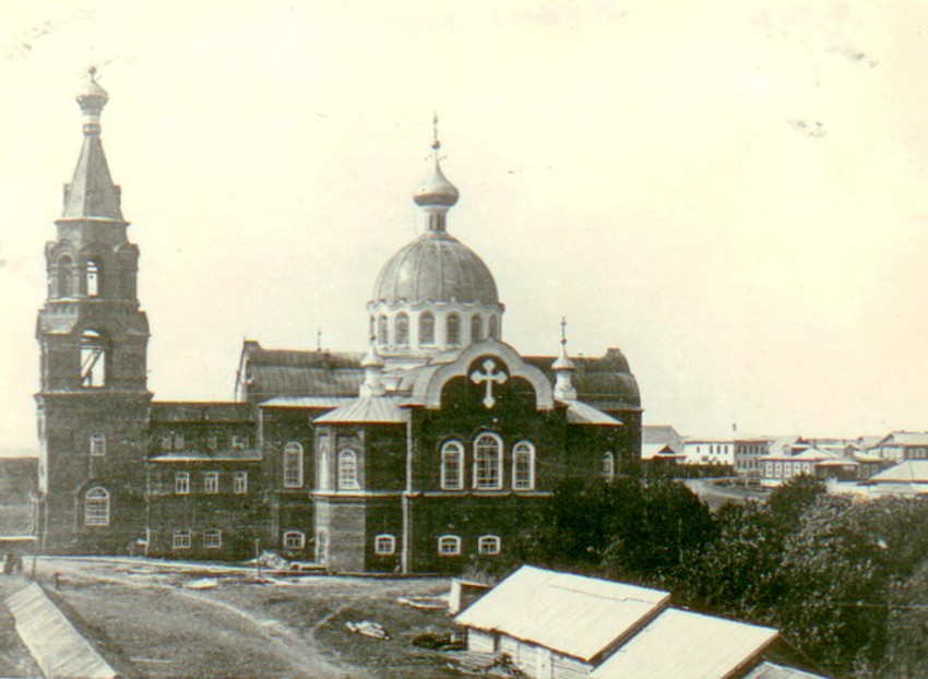 Церковь Александра Невского, Уни (Унинский район, Кировская область). архивная фотография, Фото с сайта: http://uniposelok.ru/istor/hram/page/2/
