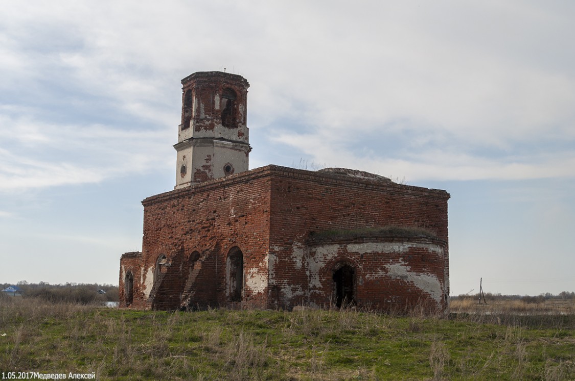 Церковь Митрофана Воронежского, Попово (Красноармейский район, Челябинская область). фасады