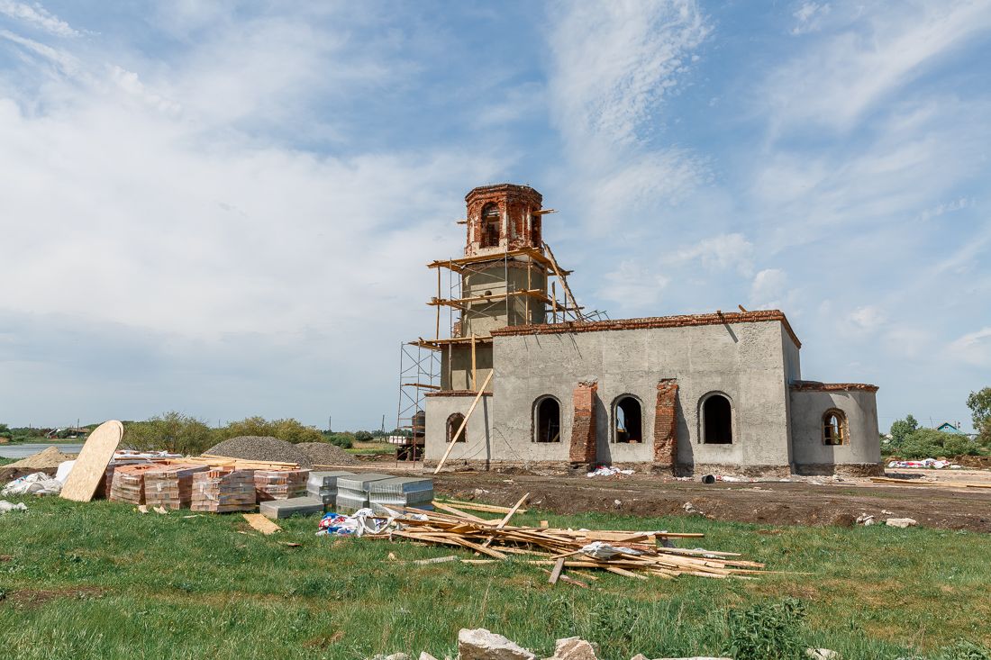 Церковь Митрофана Воронежского, Попово (Красноармейский район, Челябинская область). документальные фотографии, Начато восстановление