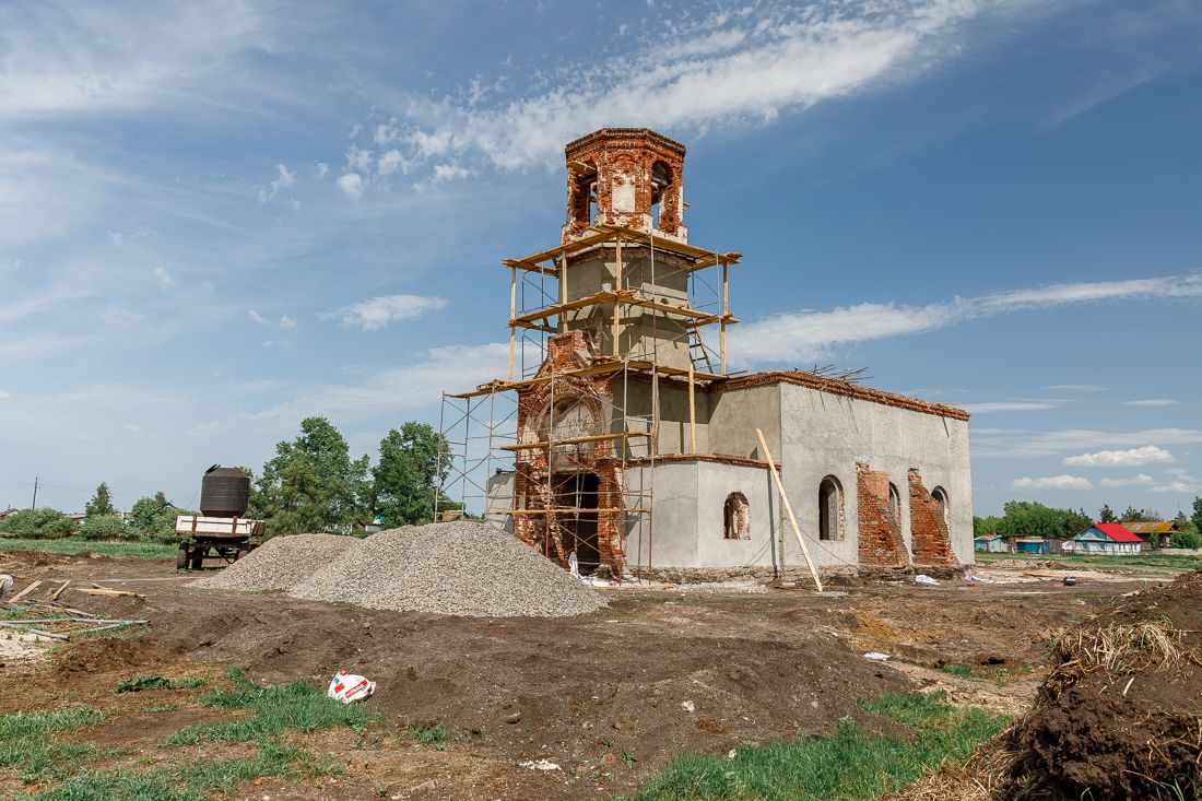 Церковь Митрофана Воронежского, Попово (Красноармейский район, Челябинская область). документальные фотографии, Начато восстановление