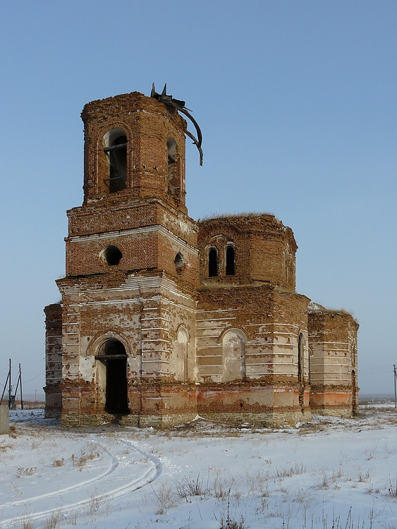 Церковь Покрова Пресвятой Богородицы, Кирды (Красноармейский район, Челябинская область). фасады, Вид с юго-запада