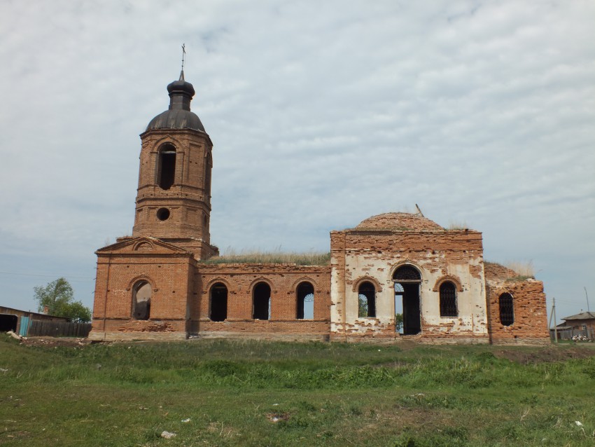 Церковь Михаила Архангела, Феклино (Красноармейский район, Челябинская область). общий вид в ландшафте