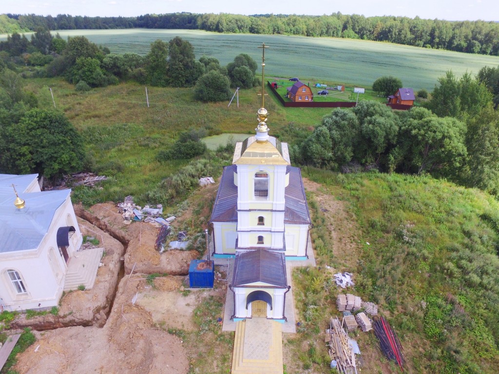 Церковь Спаса Всемилостивого, Гагино (Сергиево-Посадский городской округ, Московская область). общий вид в ландшафте, Вид с запада, фото с квадрокоптера.