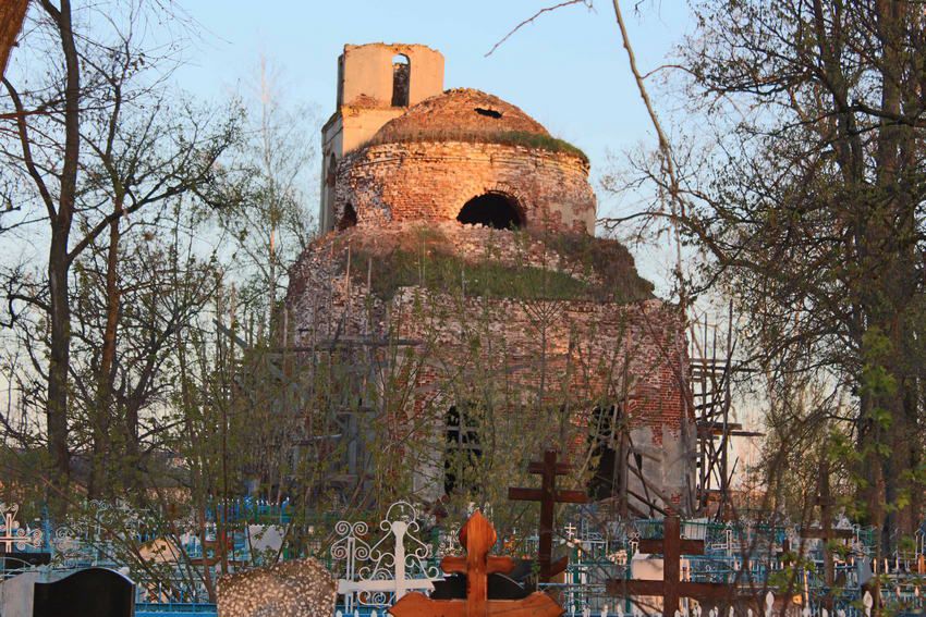 Чаплыгин. Церковь Успения Пресвятой Богородицы. фасады