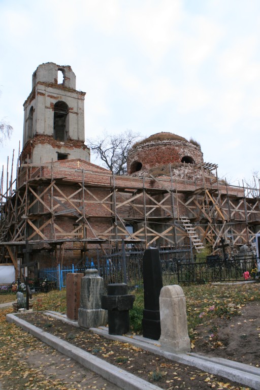 Чаплыгин. Церковь Успения Пресвятой Богородицы. фасады