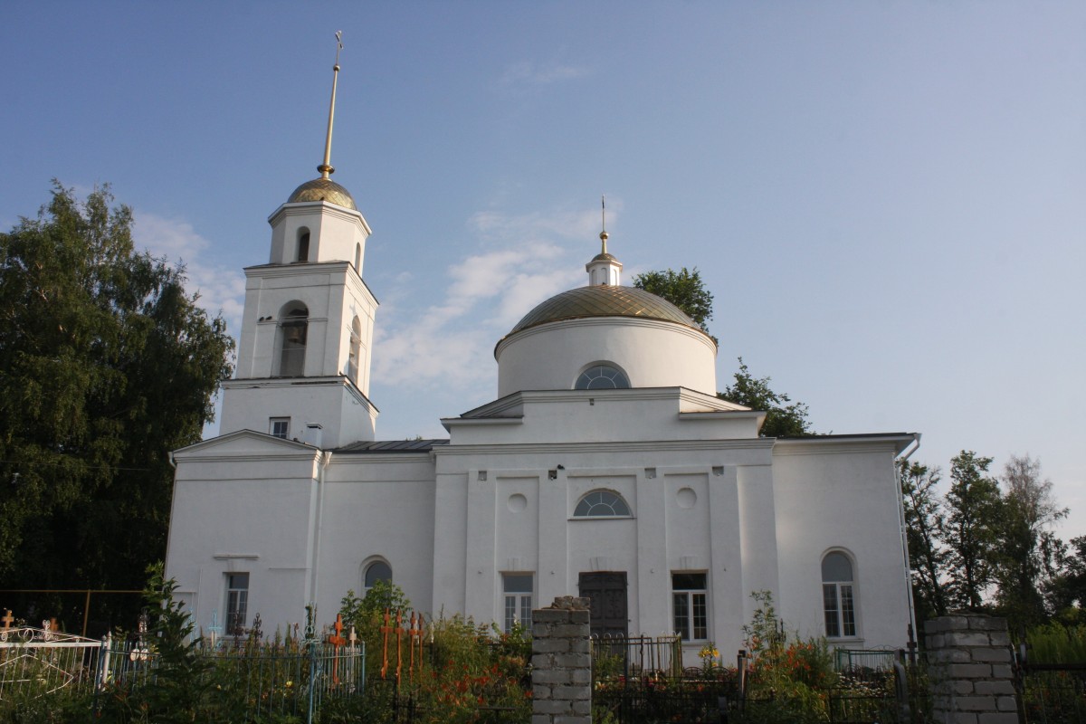 Чаплыгин. Церковь Успения Пресвятой Богородицы. фасады