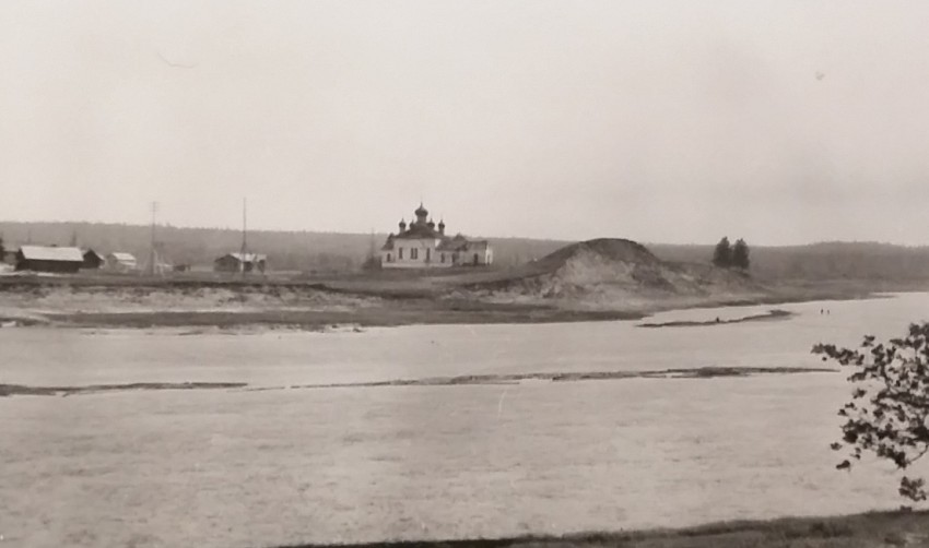 Прошково (Городок). Церковь Рождества Пресвятой Богородицы. архивная фотография, фото из архива ИИМК РАН (Экспедиция Северо-Двинский отряд 1981г.)