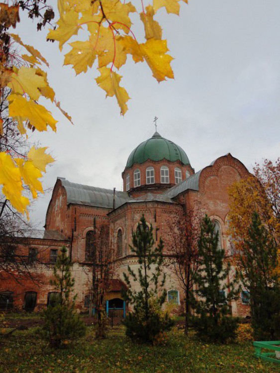 Церковь Александра Невского, Уни (Унинский район, Кировская область). фасады
