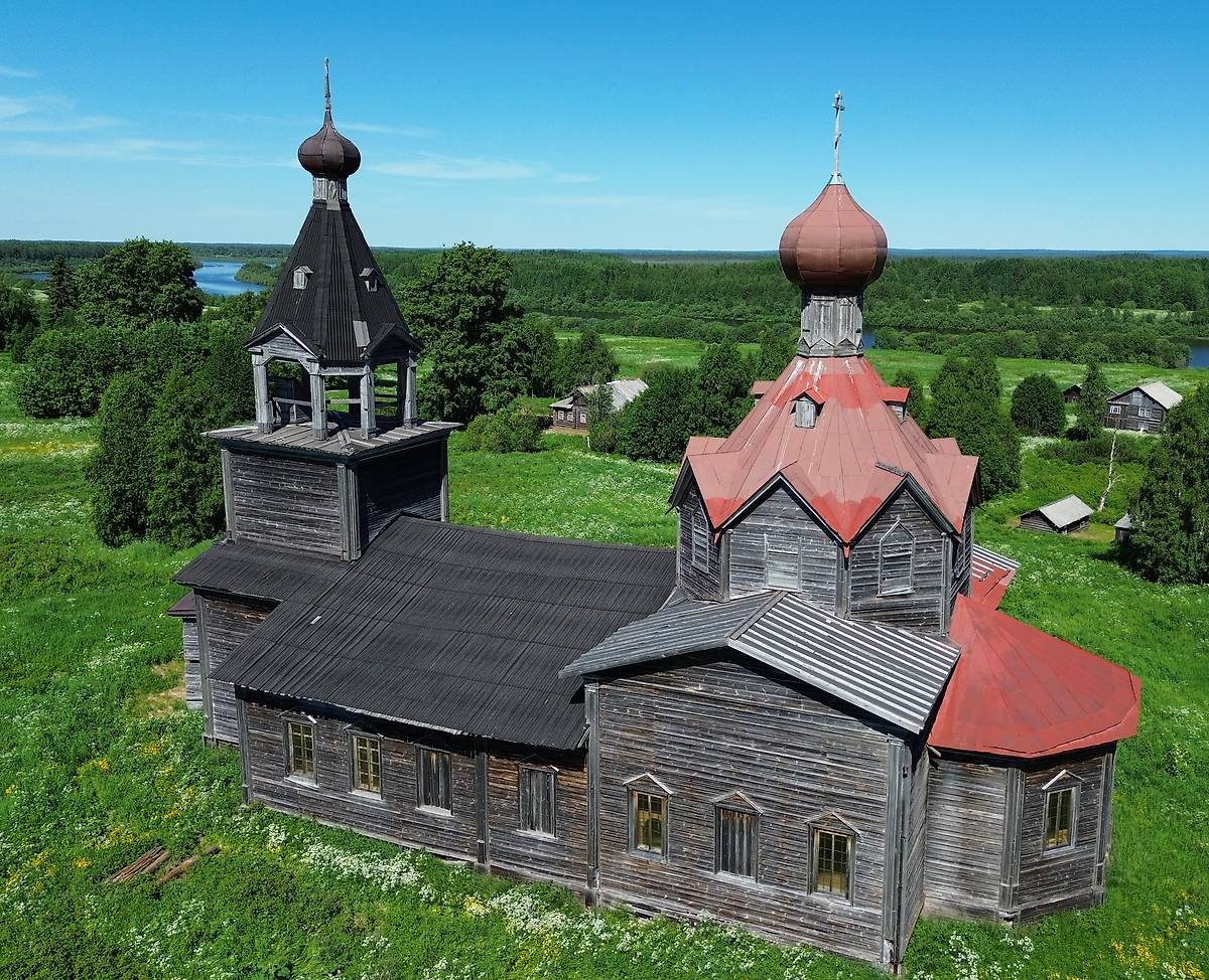 фасады. Церковь Троицы Живоначальной, Мондино (Онежский район, Архангельская область)