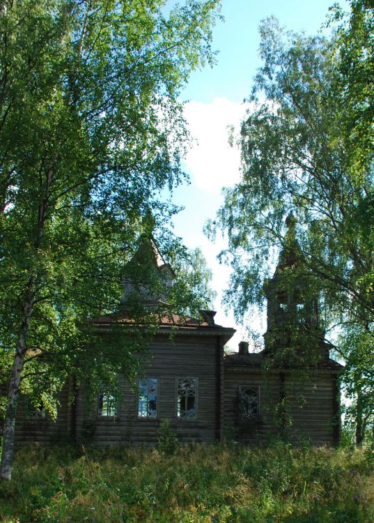 Церковь Илии Пророка, Каменное (Онежский район, Архангельская область). общий вид в ландшафте