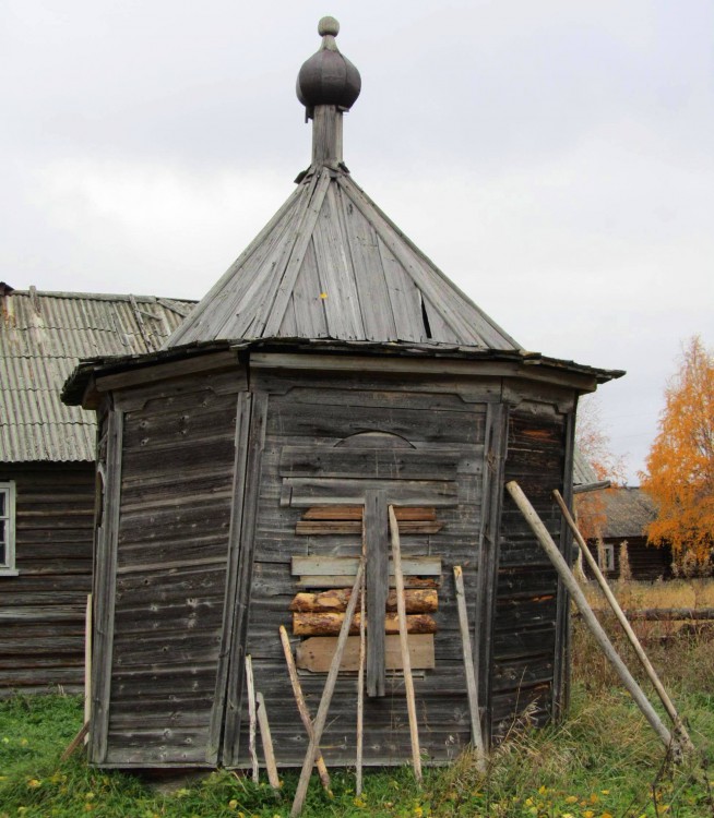 Чёшьюга. Часовня Воздвижения Креста Господня (?). фасады, вид с юга