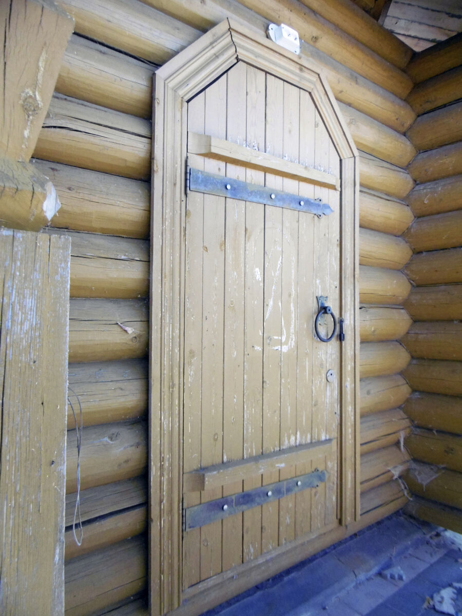 Неизвестная часовня, Городец (Городецкий район, Нижегородская область). архитектурные детали, Врата часовни