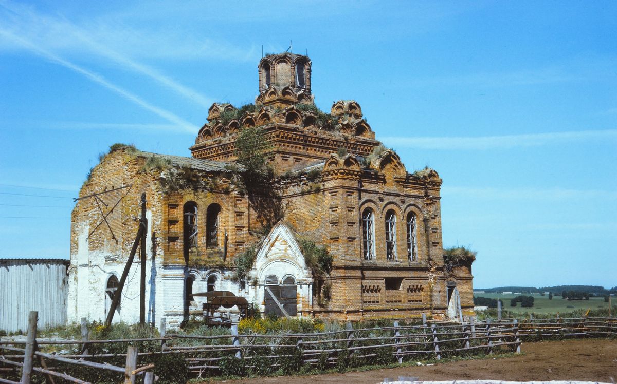 фасады. Церковь Рождества Пресвятой Богородицы (каменная), Жеремино (Суворовский район, Тульская область)