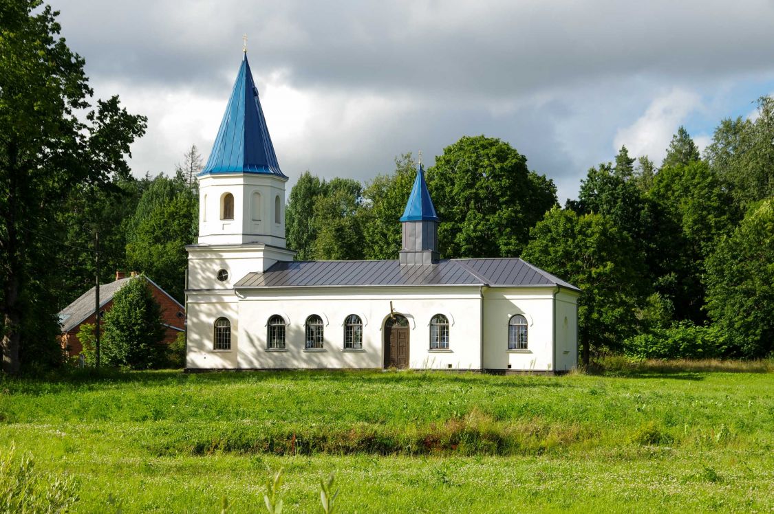 Церковь Марии Магдалины, Адеркаши (Огрский край, Латвия). фасады, Храм.