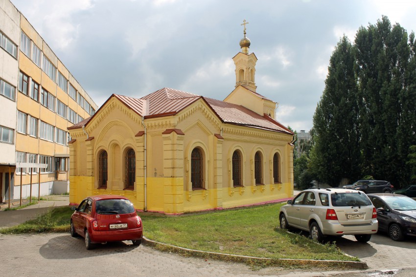 Белгород. Церковь Иоасафа Белгородского. общий вид в ландшафте