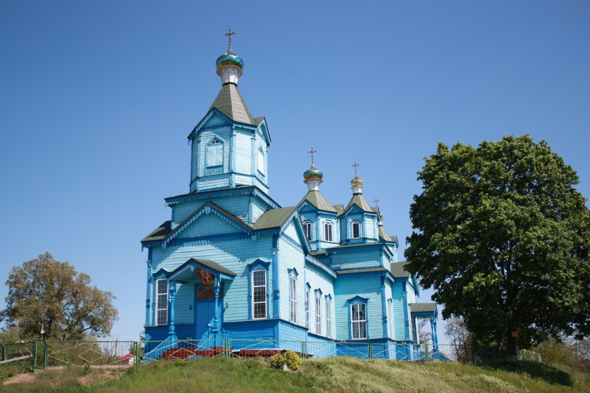 Церковь Николая Чудотворца, Рогозов (Бориспольский район, Украина, Киевская область). фасады