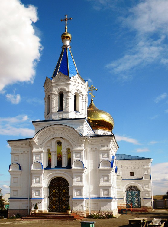 Церковь Георгия Победоносца, Лихой (Красносулинский район, Ростовская область). фасады