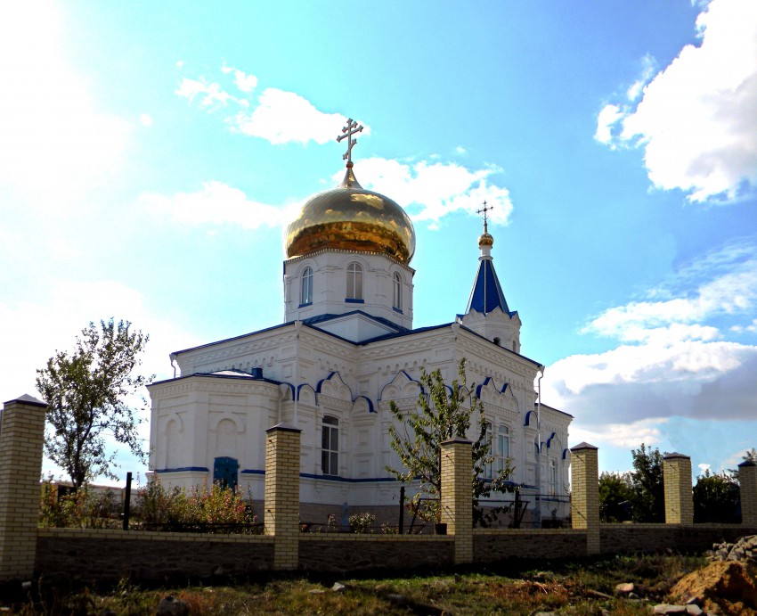 Церковь Георгия Победоносца, Лихой (Красносулинский район, Ростовская область). фасады