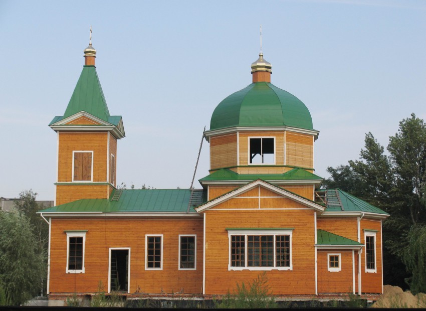 Гомель. Церковь Михаила Архангела из села Вылево. общий вид в ландшафте