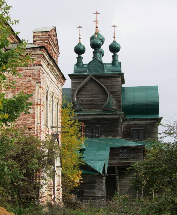 Нелазское. Храмовый комплекс. Церкви Успения Пресвятой Богородицы и Михаила Архангела. фасады