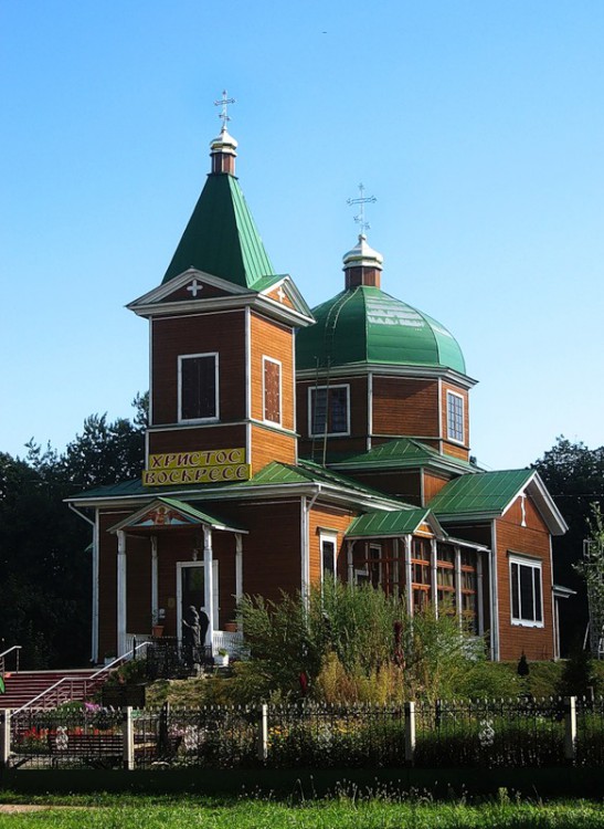 Гомель. Церковь Михаила Архангела из села Вылево. общий вид в ландшафте