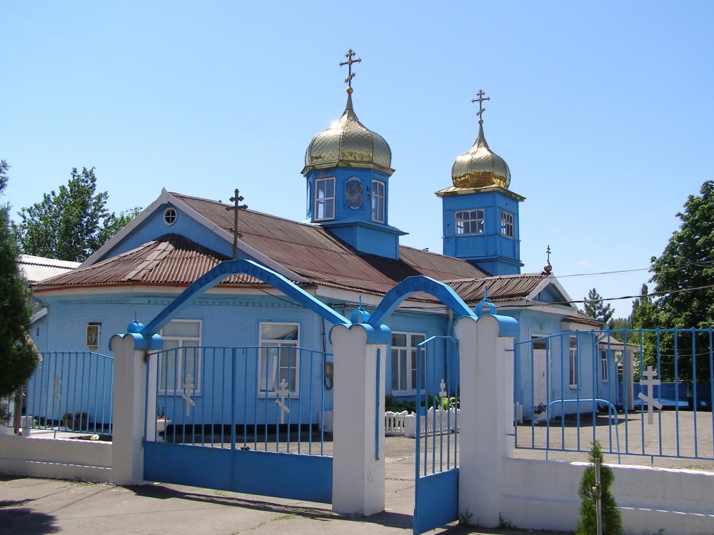 Новошахтинск. Церковь Покрова Пресвятой Богородицы. фасады, Вид с северо-востока.