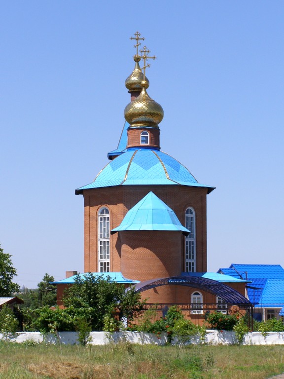 Церковь Михаила Архангела, Новошахтинск (Новошахтинск, город, Ростовская область). фасады, Вид с востока