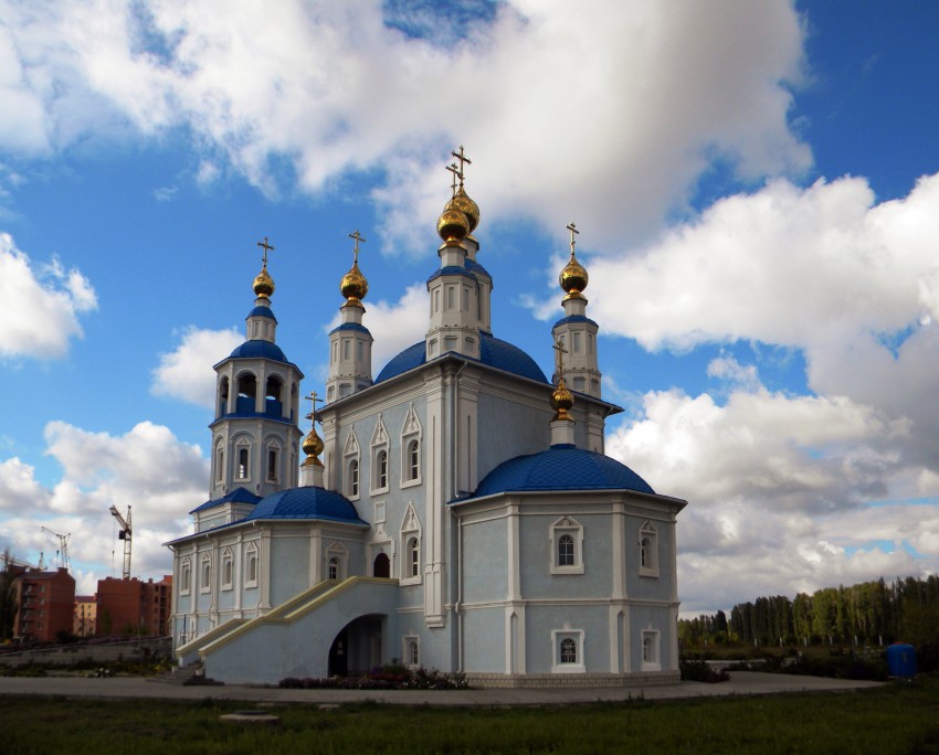 Новошахтинск. Церковь Донской иконы Божией Матери. фасады