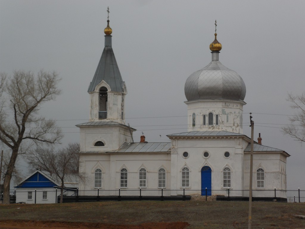 Церковь Николая Чудотворца, Нижняя Павловка (Оренбургский район, Оренбургская область). фасады