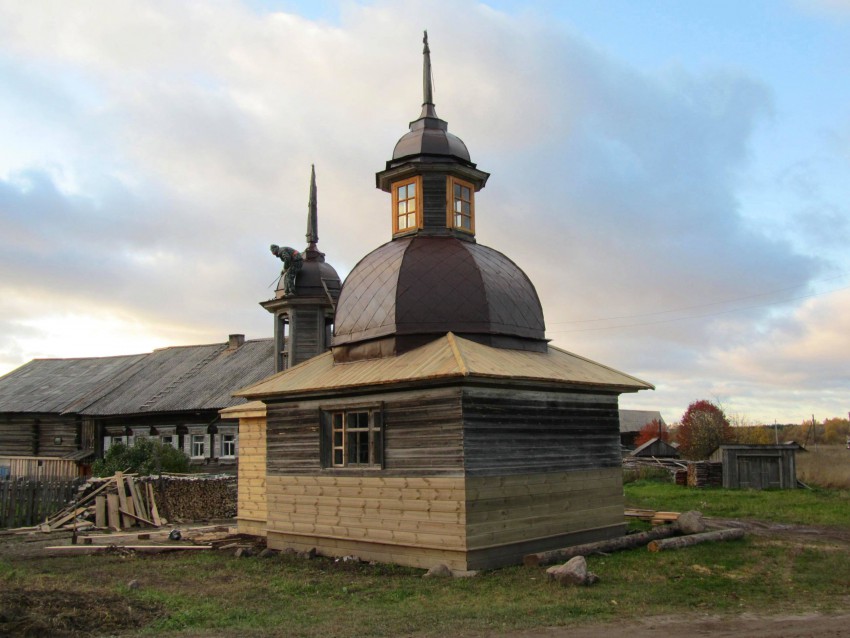 Часовня Илии Пророка, Большая Кондратовская (Каргопольский район, Архангельская область). документальные фотографии, вид с юго-востока